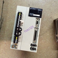 1pcs used YASKAWA AC SERVO DRIVER SGDS-15A02A SGDS15A02A picture