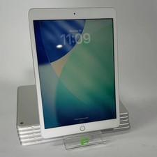 LOT OF 6x Apple iPad 8th Gen 32GB 26.3.1 WiFi Only White MYLA2LL/A picture