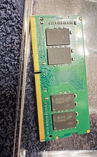 Crucial 4GB (1x4GB) DDR4 SO-DIMM 260-Pin PC4-19200 Non-ECC CT4G4SFS824A picture
