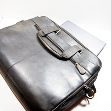 Leather Laptop Briefcase Fits Up to 15.6 inch Laptop - good quality, unbranded picture