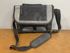 Targus CityGear Mini Messenger iPad Tablet Bag Soft Case 12”x 9” TSM148-50 picture