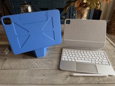 Apple Magic Keyboard White + Apple Pencil Pro + MOFT Case for iPad Pro 11