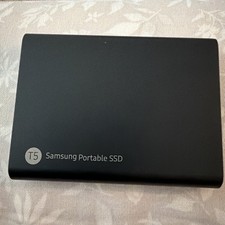 Samsung Portable SSD T5 1tb picture