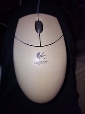 LOGITECH M/N: M-BJ69 USB, 3 buttons scroll optical MOUSE m-1 picture