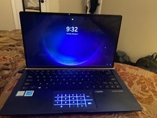 Asus Zenbook ux333f signature edition Ultra slim Nano Bezels picture