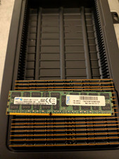 Samsung 144 GB (18x8GB) DDR3 PC3L-12800R 2Rx4 ECC Reg DIMM 240-Pin M393B1K70QB0 picture