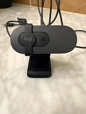 Logitech 1080p Full HD USB Webcam Privacy Shutter VU0072 Open Box New picture