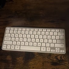 Macally wireless Bluetooth keyboard for Mac picture