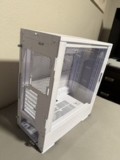 Montech SKY TWO (WHITE) - Mid tower - ATX - windowed side panel (glass) - White picture