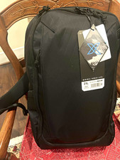 NOMATIC Minimal Nomad Life 21L Backpack Black Nylon Padded Fits 15.6
