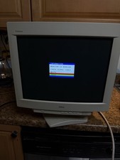 Dell Sony Ultrascan P990 19