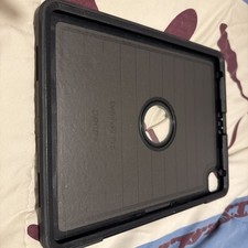 OtterBox Defender Pro Series iPad Pro (12.9-inch) (3rd - 6th Gen) Black Case picture