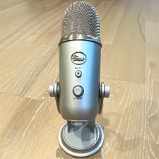 Blue Yeti USB Microphone Silver Freestanding w/ Stand, Mute & Headphone Jack picture