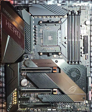 ASUS ROG Crosshair VIII Hero ATX AM4 DDR4 picture