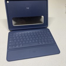 Logi YU0073 rugged combo 3 student Ipad keyboard case 7th 8th 9th generation picture