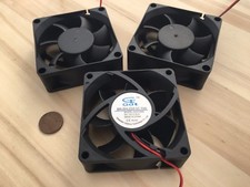 3 Pieces Gdstime 7025s 70x70x25mm 2 wires Brushless DC Cooling Fan 12V Fans C10 picture