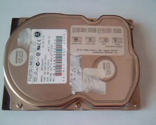 Hard Drive Disk IDE Fujitsu Limited MPE3064AT CA05367-B321 1999-12 B01-0308 YTIP picture