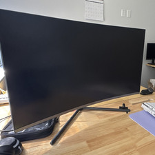 Samsung UJ590 LU32R590CWNXZA 32in 4K UHD Curved 60Hz 4ms HDMI Black picture