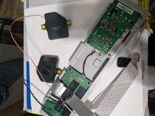 HP 24mh Parts: L83768-001 Board, R050005062260, R033503040331 Speakers picture