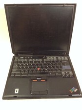 IBM ThinkPad R30 Pentium M 1.5GHz NO POST, NO RAM/HDD/BATT *FOR PARTS* - ZZ picture