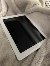 Apple iPad 3rd Gen. 16GB, Wi-Fi, 9.7in - White picture