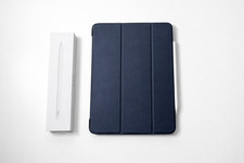 iPad Air 4th Gen 64gb Bundle picture
