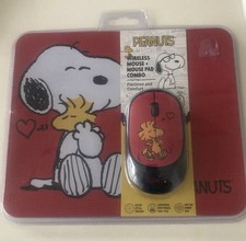 Snoopy & Woodstock Peanuts Wireless Mouse & Mouse Pad From 2025 Brand New picture