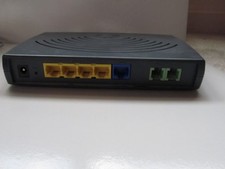 Motorola VT2442-VD Broadband Router + Voice Gateway VoIP Vonage S02 picture