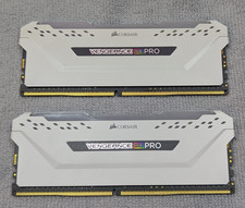 Corsair Vengeance RGB Pro 16GB (2x8GB) DDR4-3200 PC4-25600 White DIMM picture