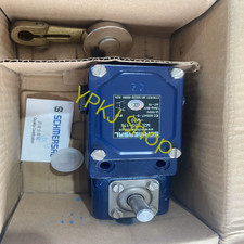 1PCS NEW M2L035-11z-M20 Limit switch Fast delivery Via Fedex/DHL picture