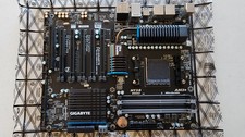 Combo Deal AMD FX-9590 CPU /GIGABYTE GA-990FXA-UD5 R5 (R 1.0) MB /32GB DDR3 RAM picture