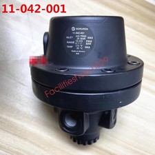 1pcs IMI Norgren Pneumatic Pressure Reducing Valve 11-042-001 DHL/FedEx picture