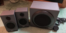 Logitech Z333 80W Multimedia Subwoofer and Speakers picture