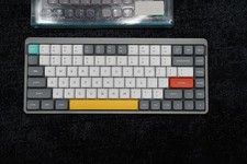 NuPhy Air75 Wireless Mechanical Keyboard picture