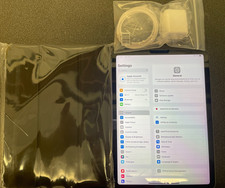 Apple iPad Air 4th Gen Wi-Fi, 10.9in - 64 GB - ALL COLORS - BUNDLE DEAL picture