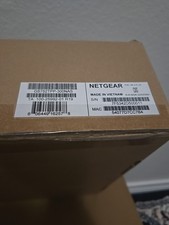 ~NIB~NETGEAR GS752TPP V3 48 Port PoE+ GB Smart Ethernet Switch GS752TPP-300NAS picture