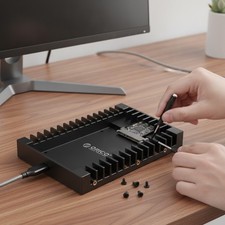 Versatile 2.5-Inch to 3.5-Inch SSD Mounting Bracket - Fast 6Gbps Transfer picture