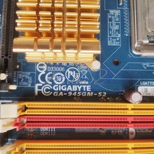 1PCS GIGABYTE GA-945GM-S2 motherboard Fast delivery picture