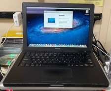 Apple MacBook BLACK 13-inch May 2007 2.16GHz Intel Core 2 Duo (MB063LL/A) picture
