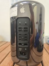 Apple Mac Pro 6-Core Xeon E5 3.5GHz/8GB RAM/128GB SSD/Dual AMD FirePro D500 2GB picture