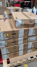 Cisco C9500-40X-A   40 SFP Port 10G switch - NEW picture