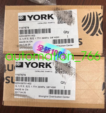 1PCS YORK 025W39751-402 NEW Pressure switch shipping Via DHL / Fedex picture