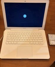 Apple Macbook A1342, Core 2 Duo, 2.26GHZ, 2GB RAM, 500GB SSD-Linux Mint-Charger picture