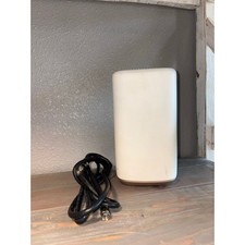 Xfinity XB8-T Comcast router CGM4981COM triband wifi picture