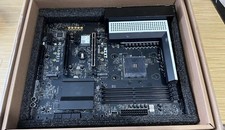 Damaged Defective NZXT N7 B550 ATX Socket AM4 GDDR4 N7-B55XT-B1 DDR4 Motherboard picture