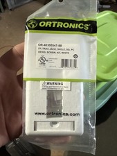 Ortronics OR-40300547-88 TracJack Faceplate, 3 Hole, Single Gang, White, New picture