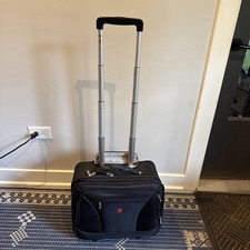 Wenger Swiss Gear Patriot Rolling Business Laptop Personal Underseat Luggage Bag picture