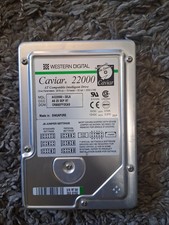 2 Western Digital Caviar 22000 AC22000-32LA 2.2GB IDE 5400RPM 128KB GC picture