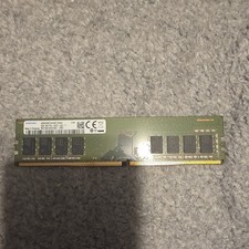 Sk Hynix 8GB 1Rx8 PC4 - 2400T-UA2-11 HMA81GU6AFR8N-UH picture