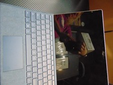 Microsoft Surface Pro 5th Gen 1807 8GB 256GB / Broken Screen/Drive Wiped picture